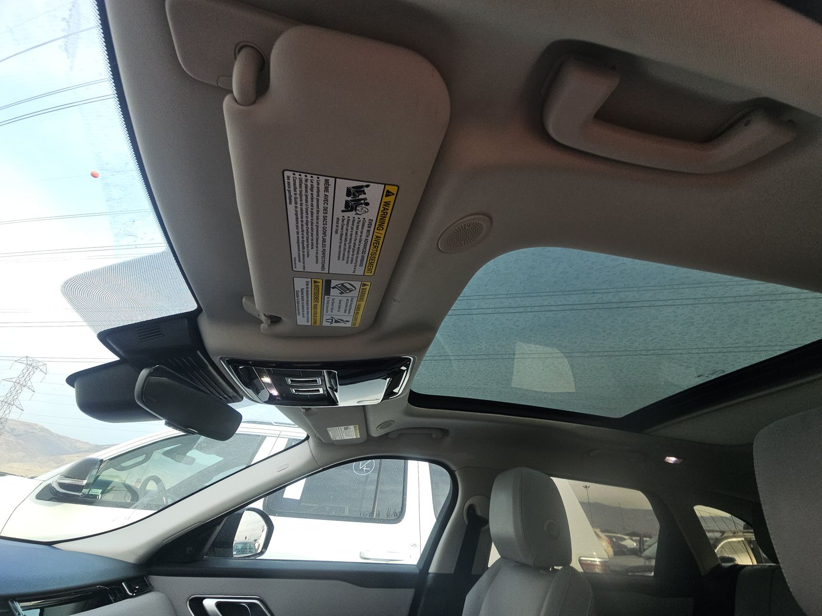 2025 Land Rover Range Rover Velar Dynamic SE AWD