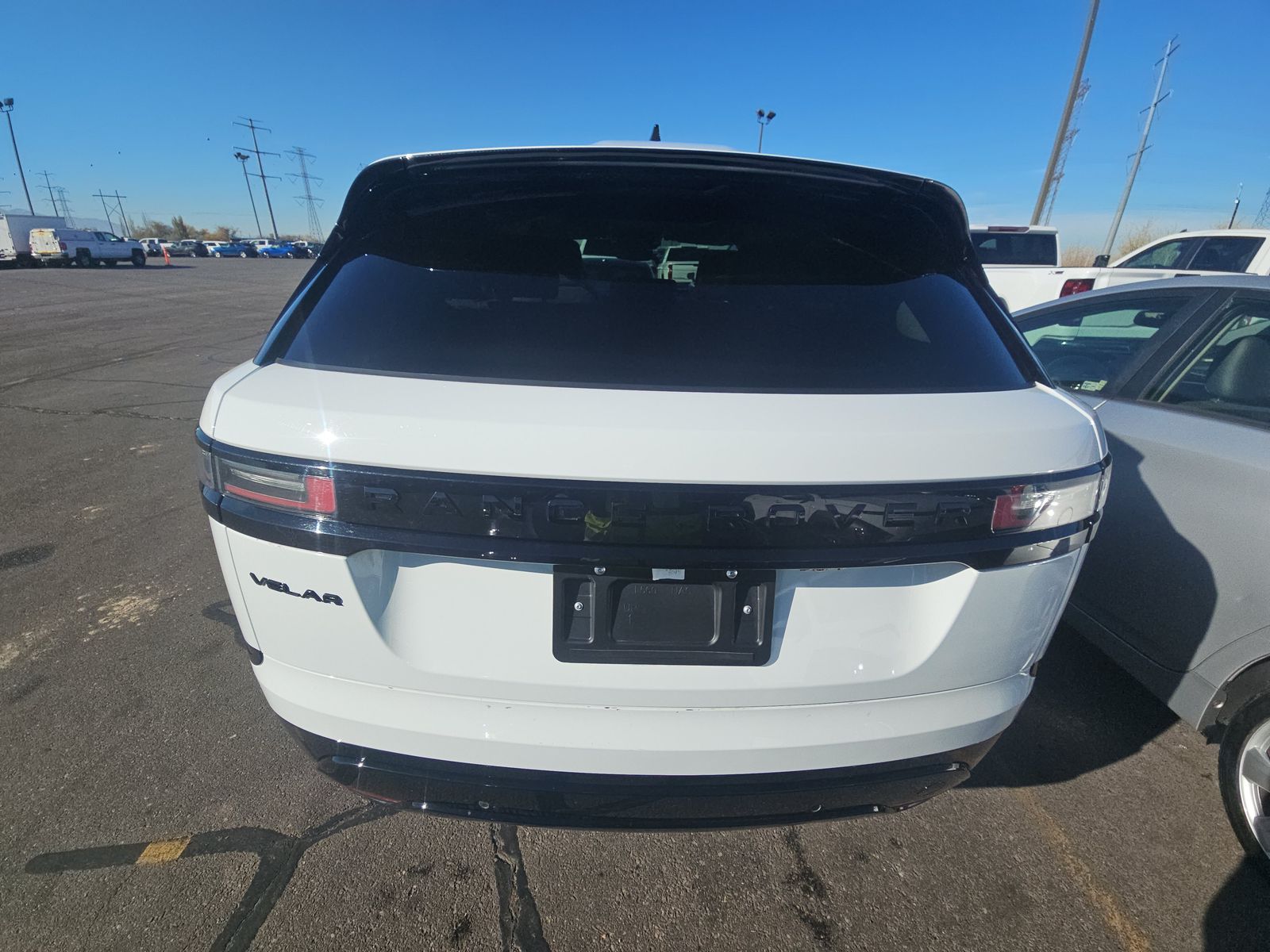 2025 Land Rover Range Rover Velar Dynamic SE AWD