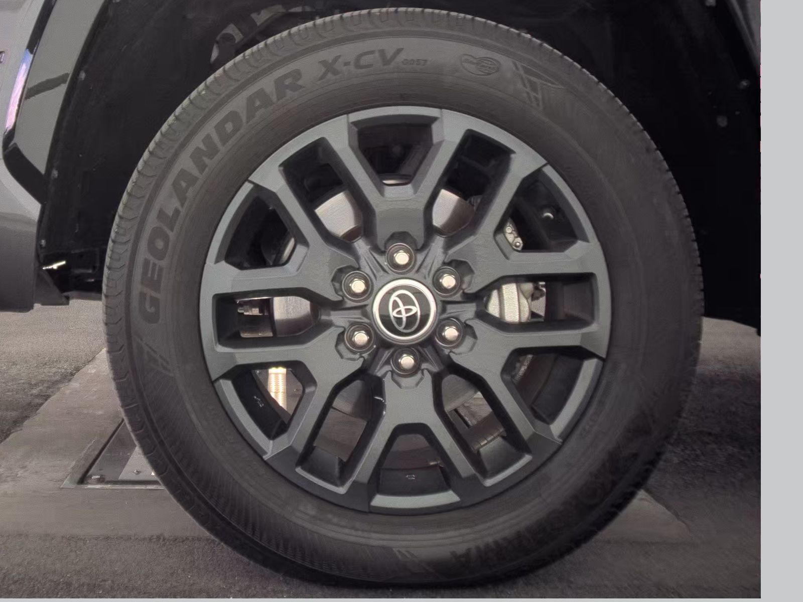 2023 Toyota Tundra Platinum AWD