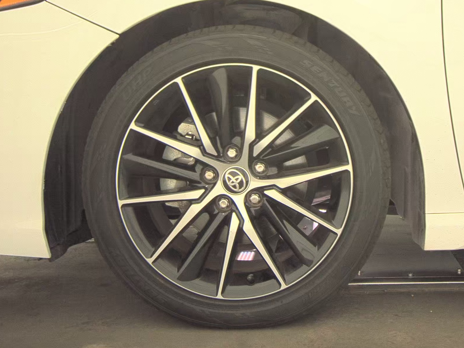 2024 Toyota Camry SE FWD