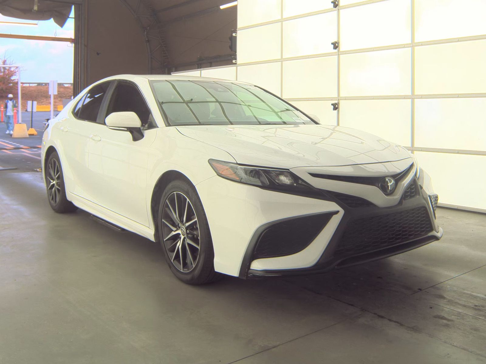 2024 Toyota Camry SE FWD