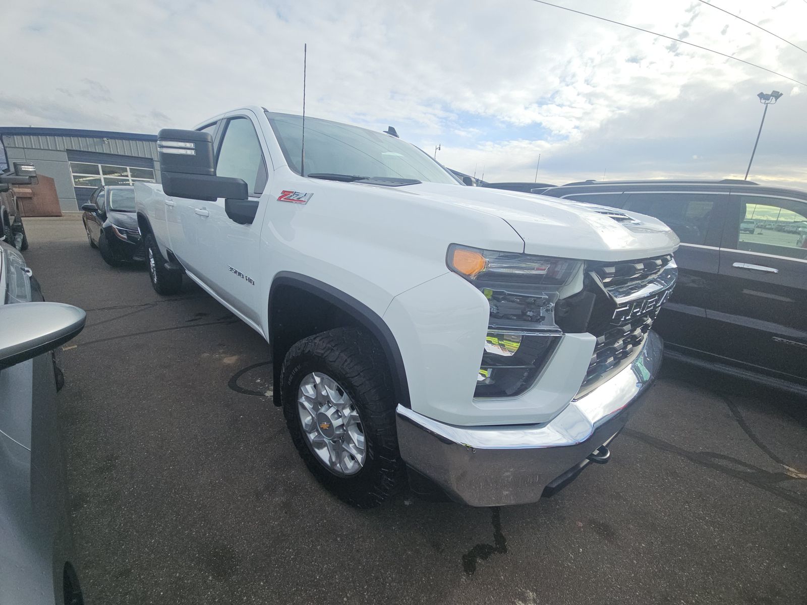 2023 Chevrolet Silverado 3500HD LT AWD