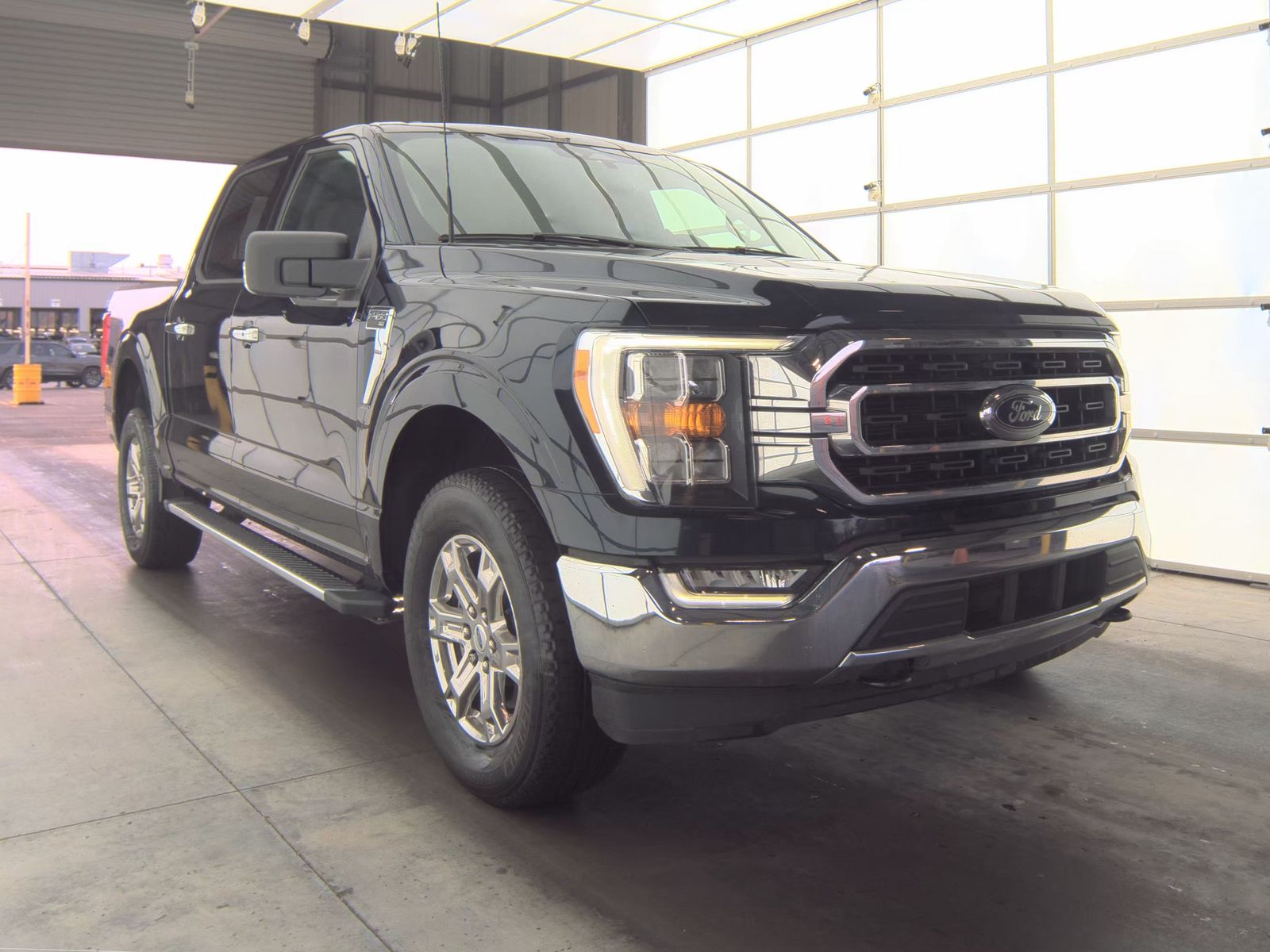 2023 Ford F-150 XLT AWD