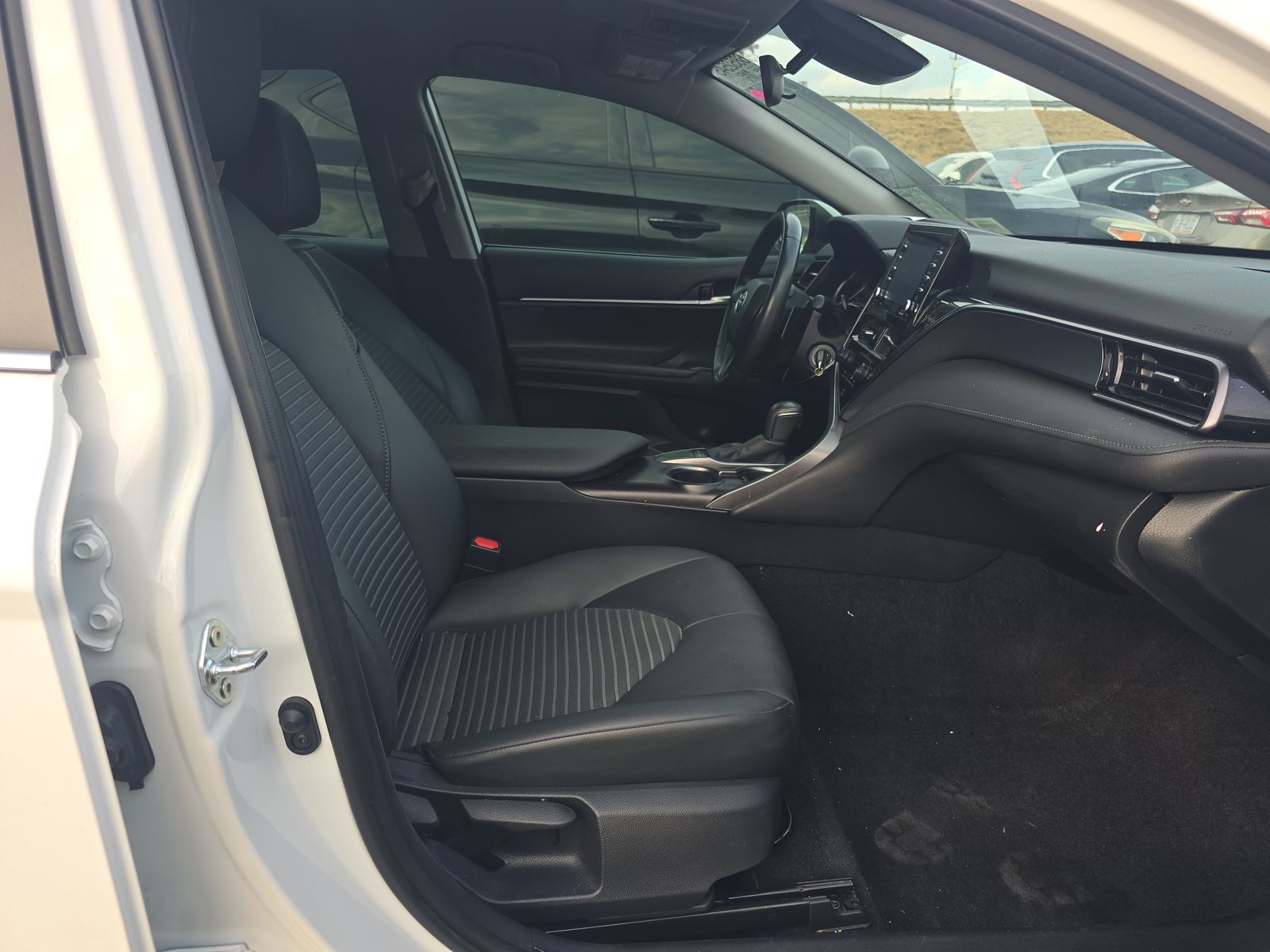 2024 Toyota Camry SE FWD