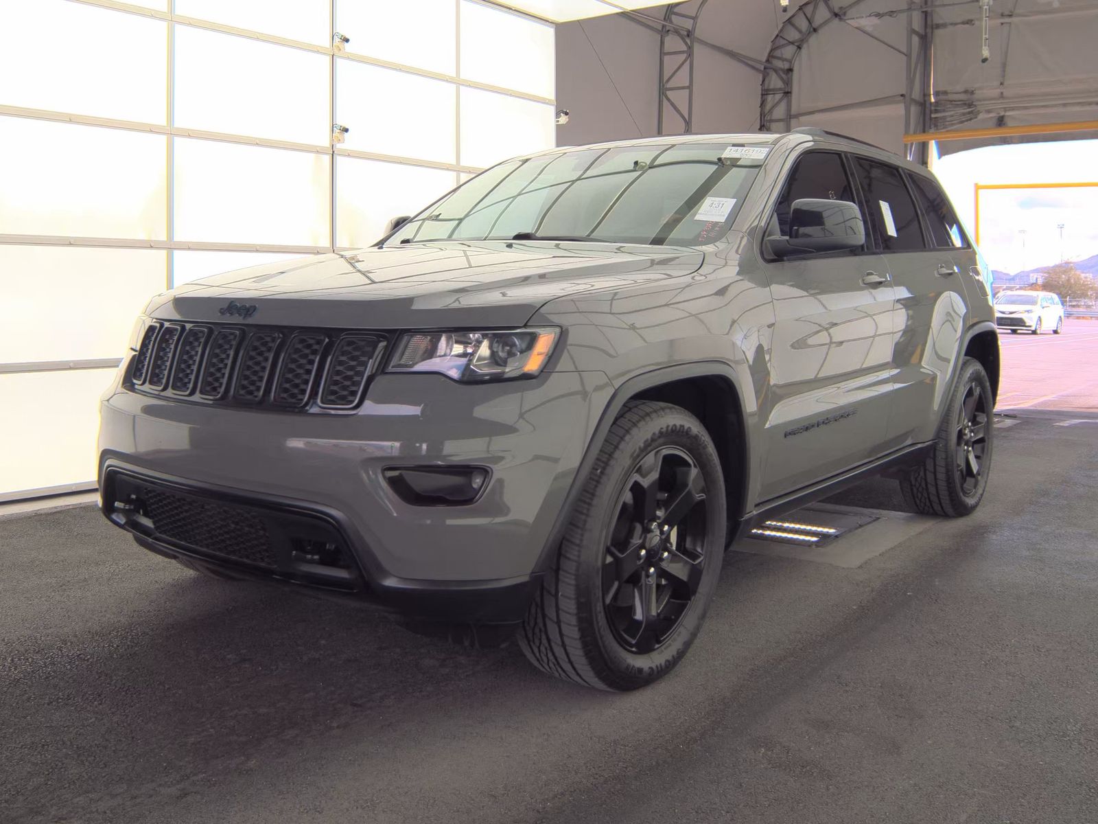 2019 Jeep Grand Cherokee Laredo Upland Edition RWD