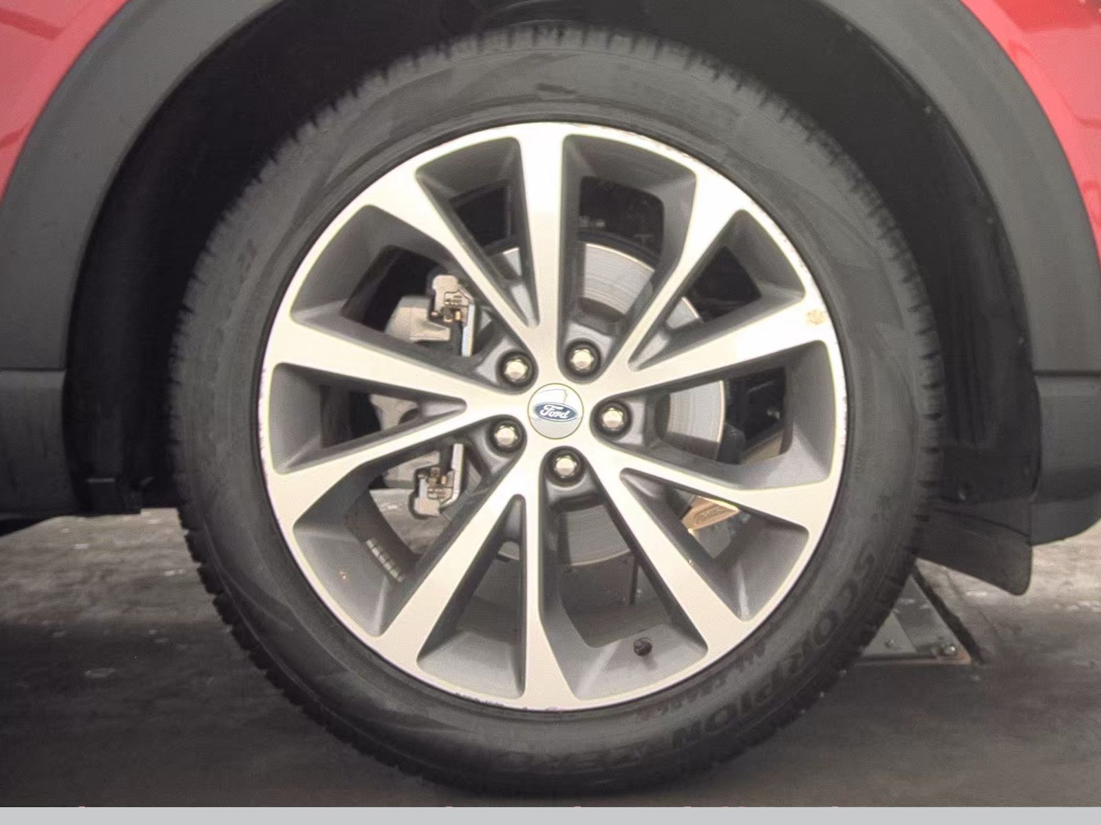 2025 Ford Explorer Platinum RWD