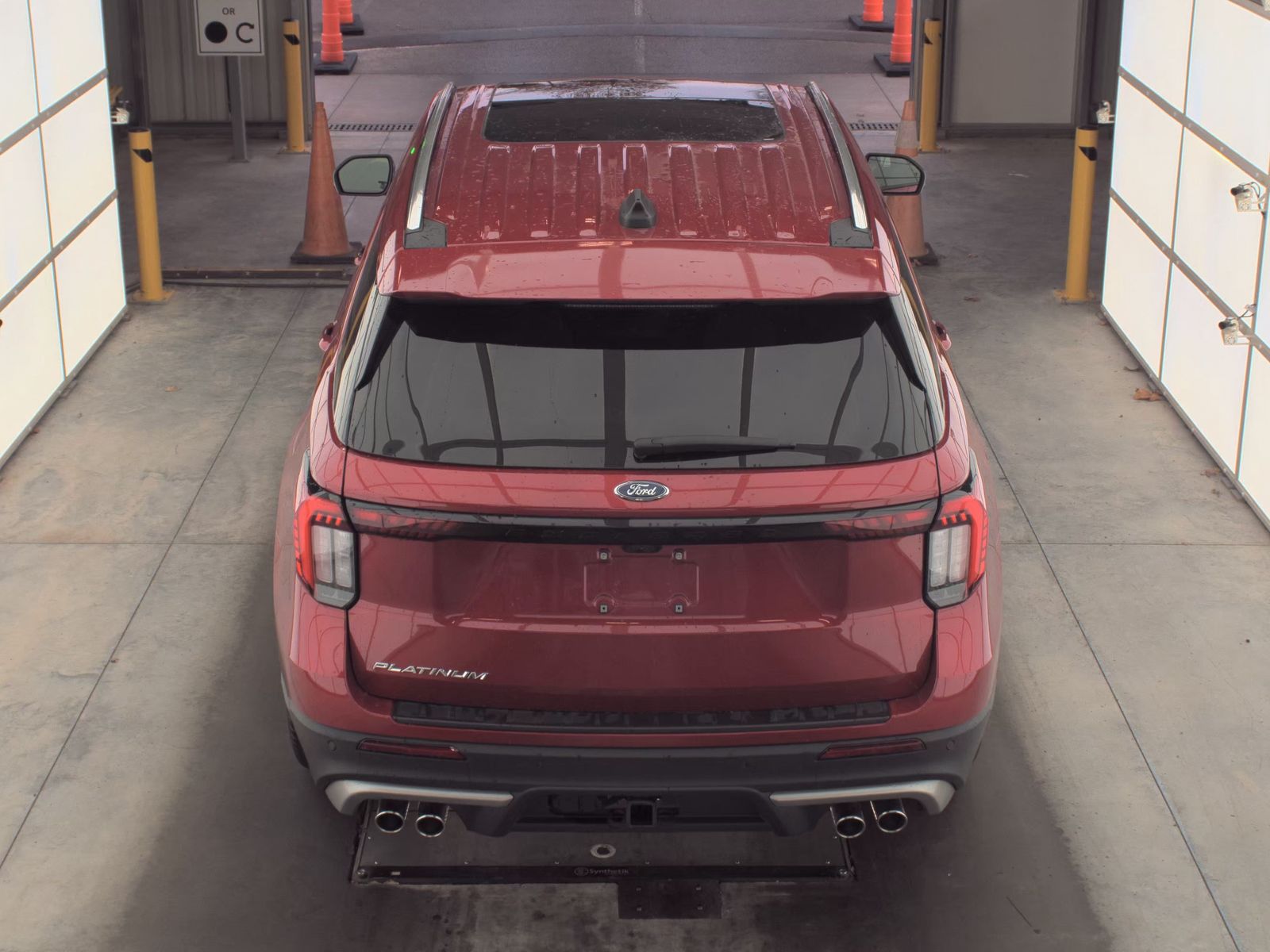 2025 Ford Explorer Platinum RWD