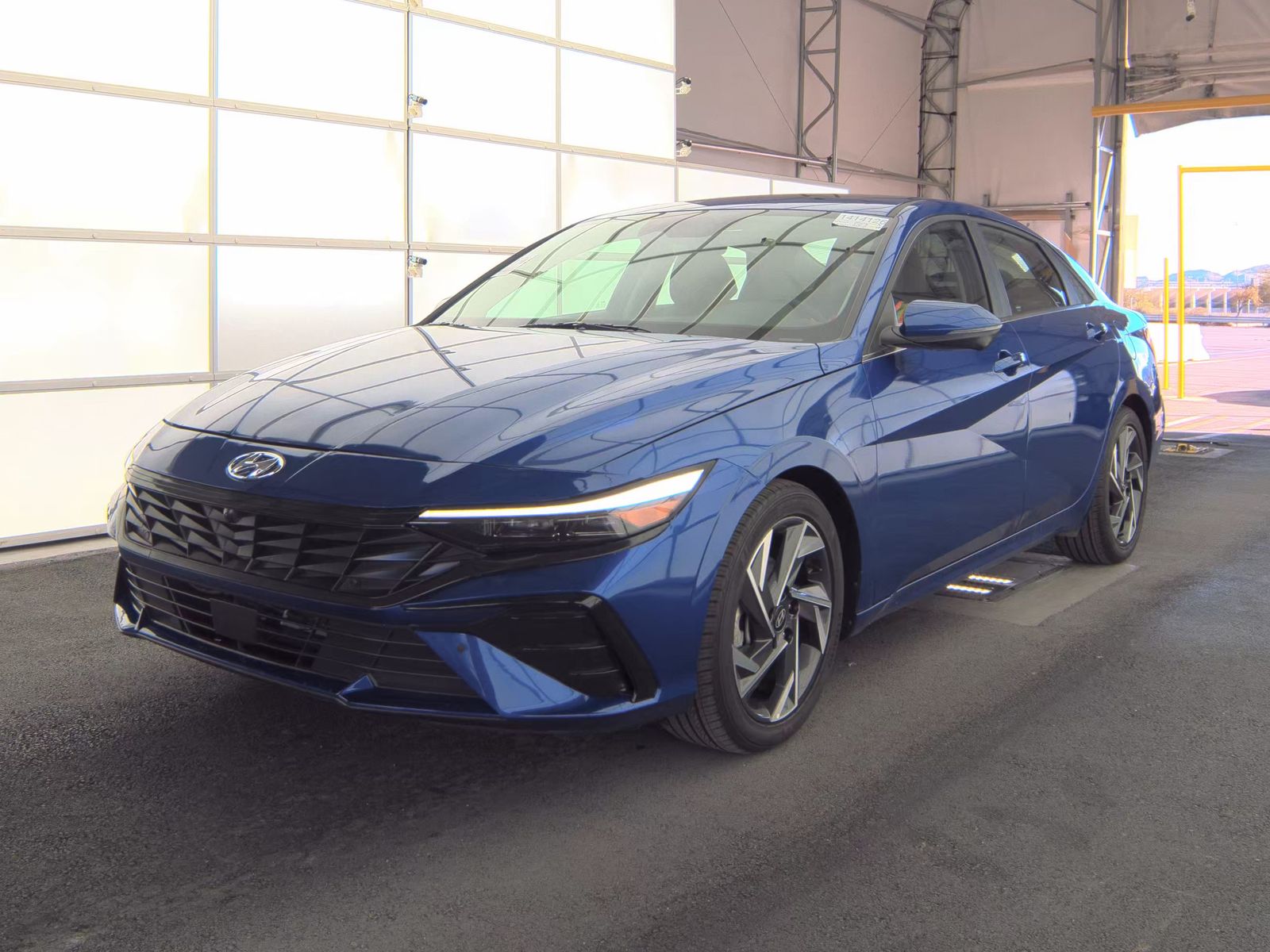 2024 Hyundai Elantra Limited FWD