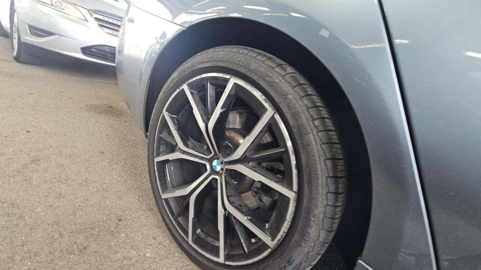 2022 BMW 5 Series 530i RWD