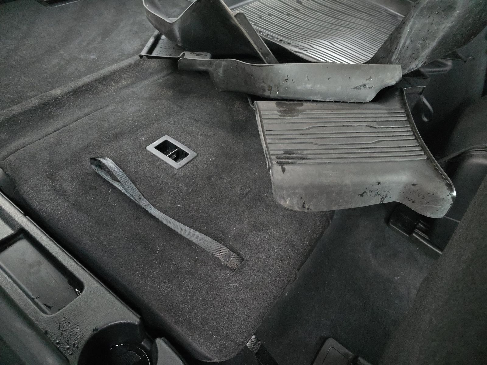 2023 Ford Explorer XLT AWD