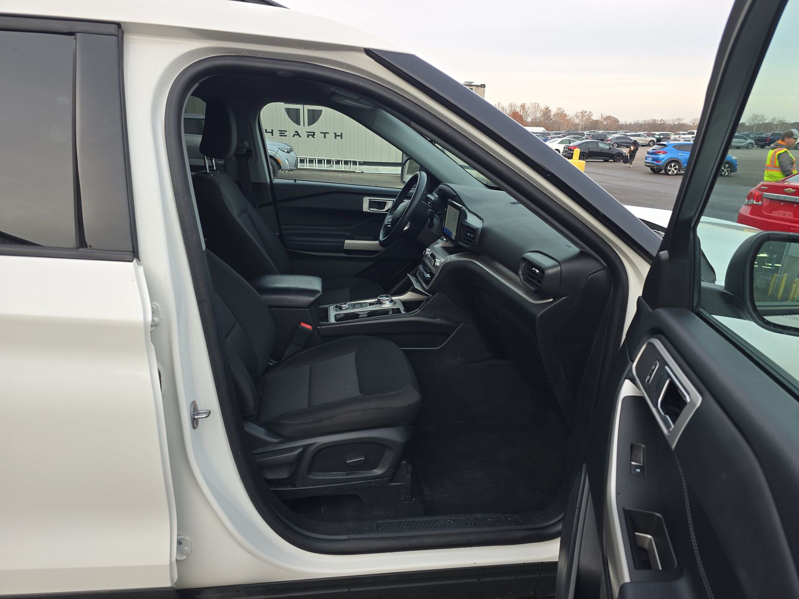 2023 Ford Explorer XLT AWD