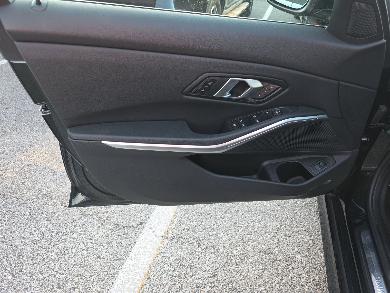 2025 BMW 3 Series 330i RWD