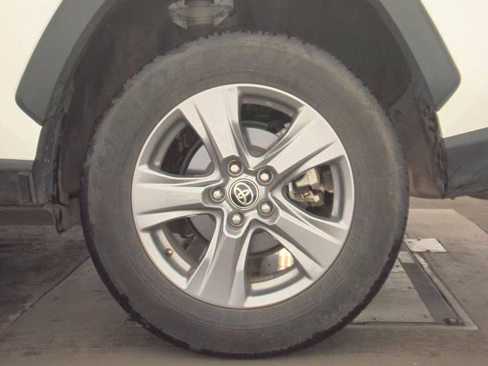 2024 Toyota RAV4 XLE AWD