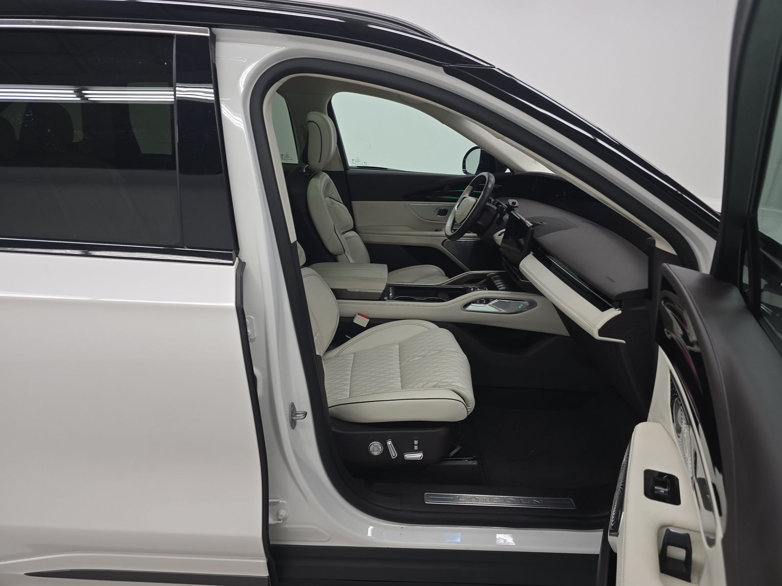 2024 Lincoln Nautilus Black Label AWD