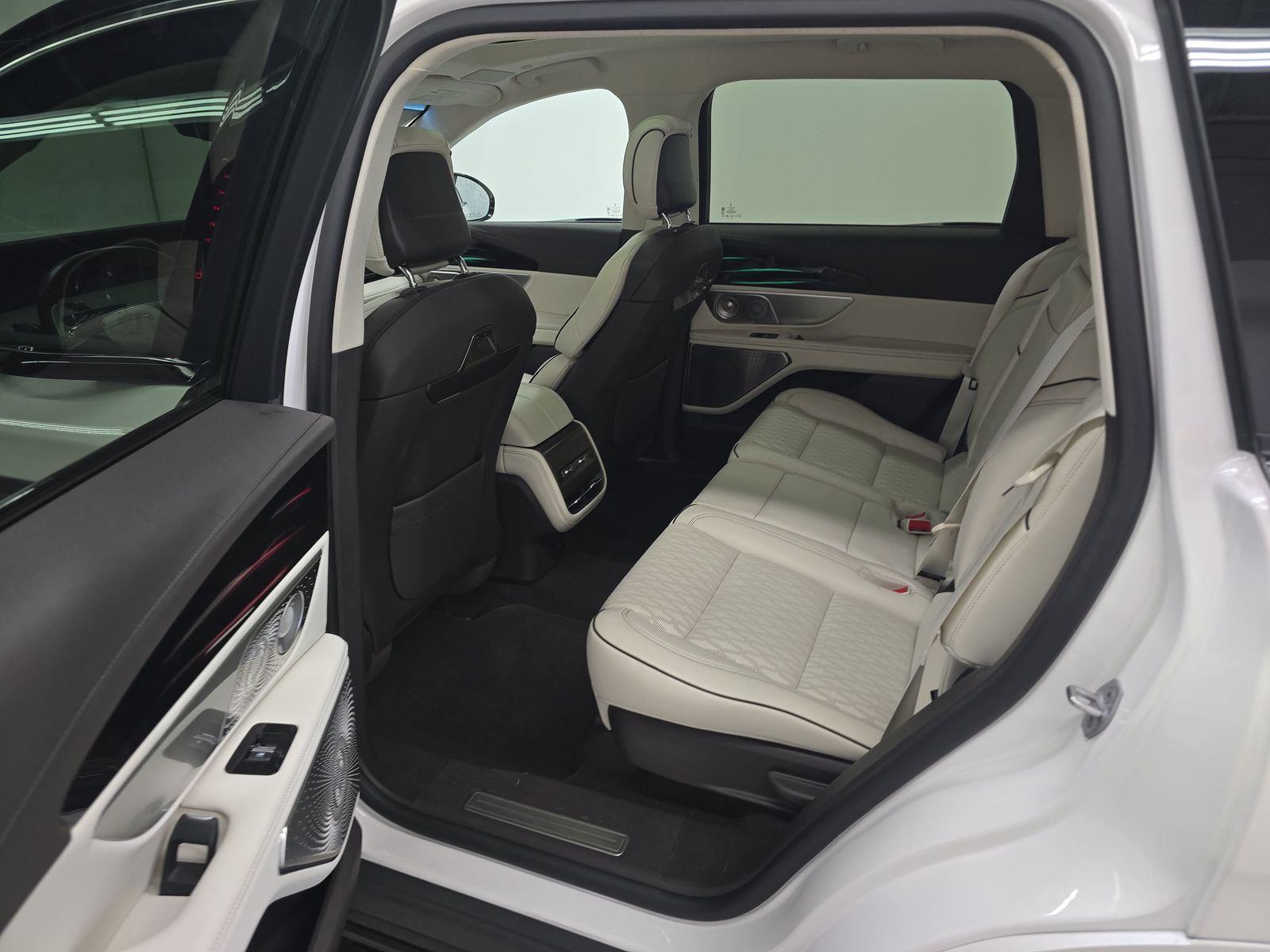 2024 Lincoln Nautilus Black Label AWD