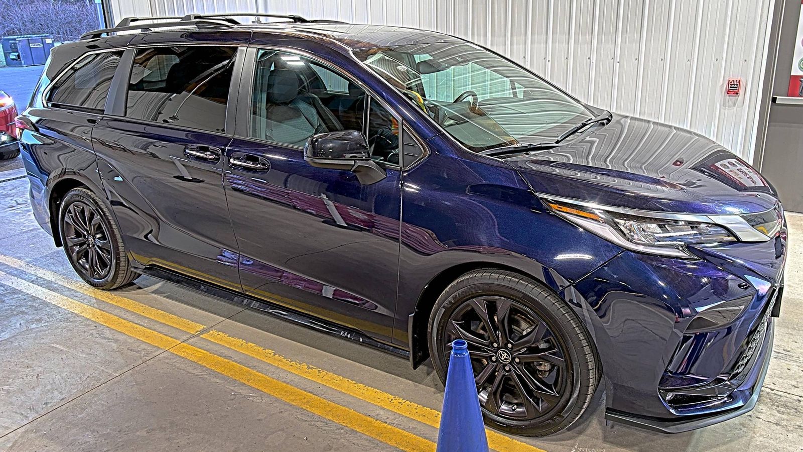 2023 Toyota Sienna XSE FWD