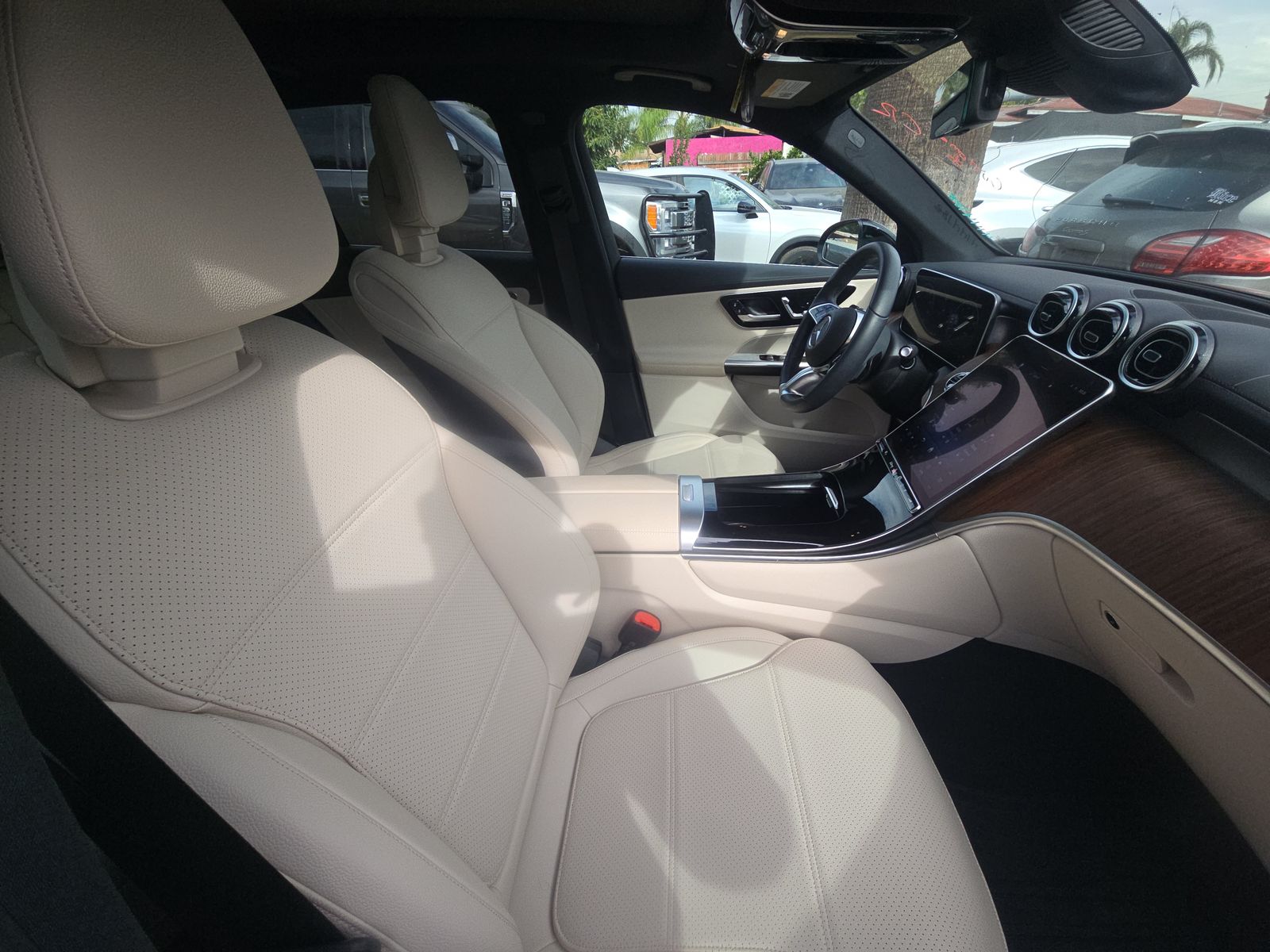 2024 Mercedes-Benz GLC GLC 300 AWD