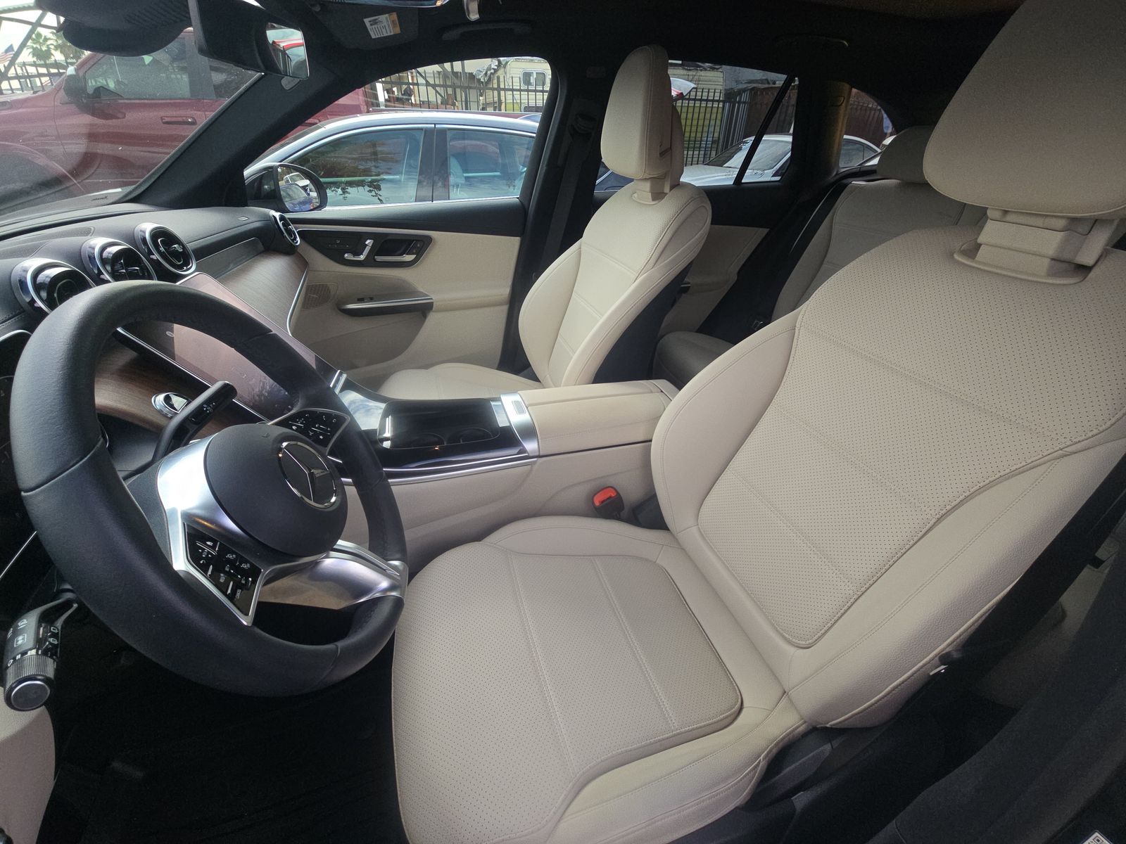 2024 Mercedes-Benz GLC GLC 300 AWD