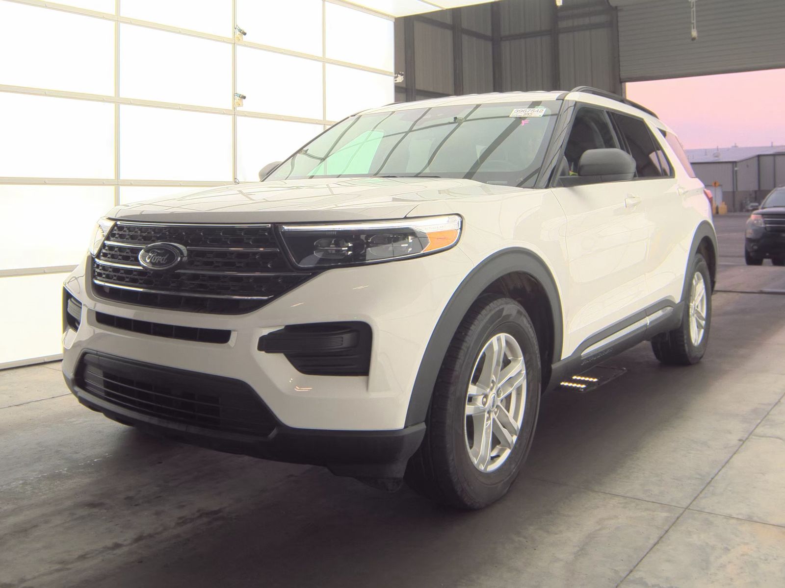 2023 Ford Explorer XLT AWD
