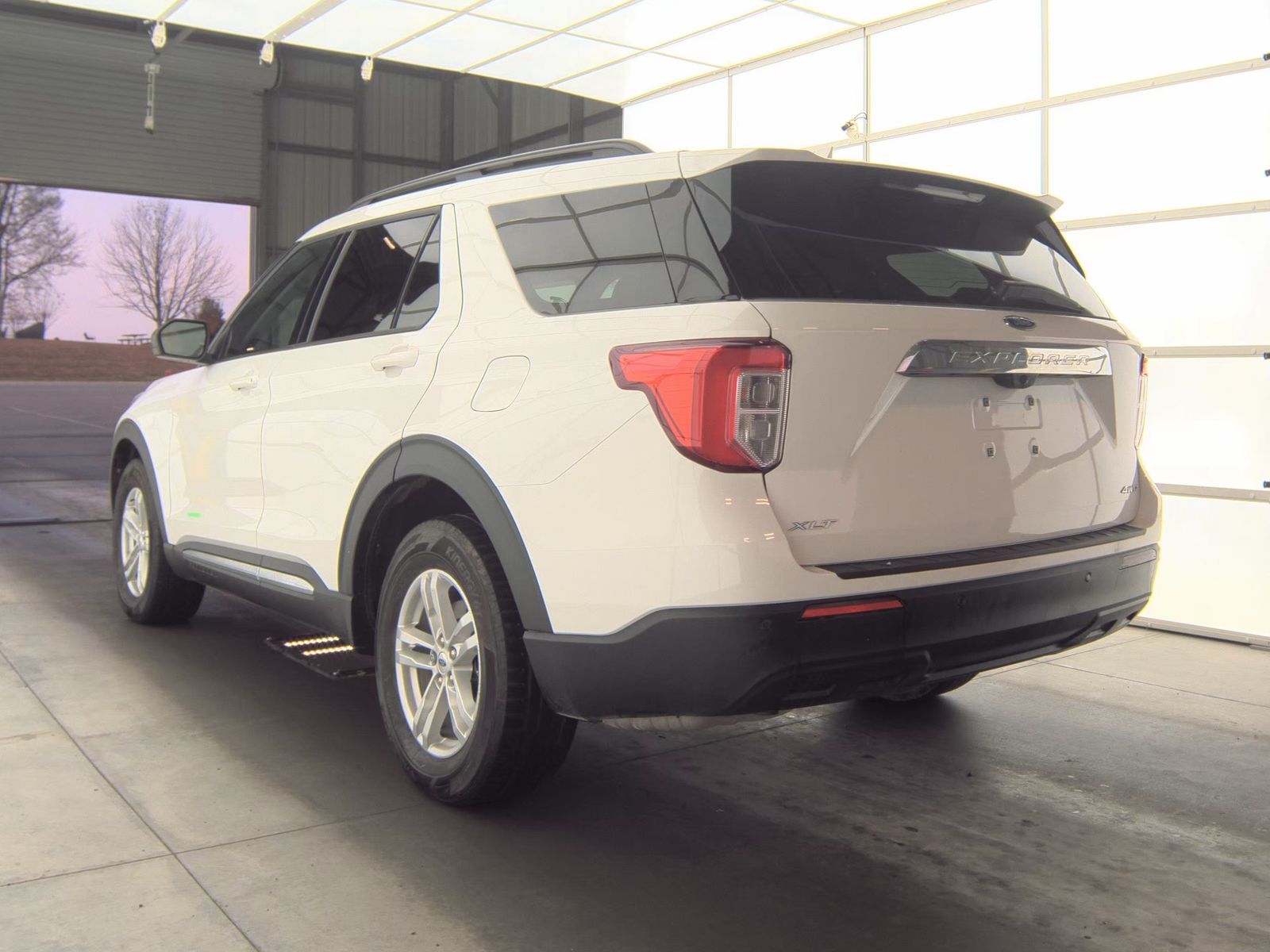 2023 Ford Explorer XLT AWD