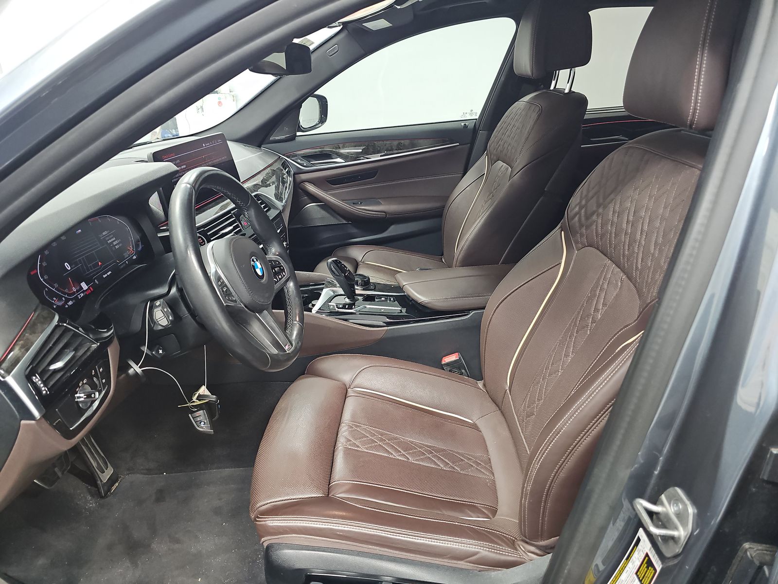 2022 BMW 5 Series 530i RWD