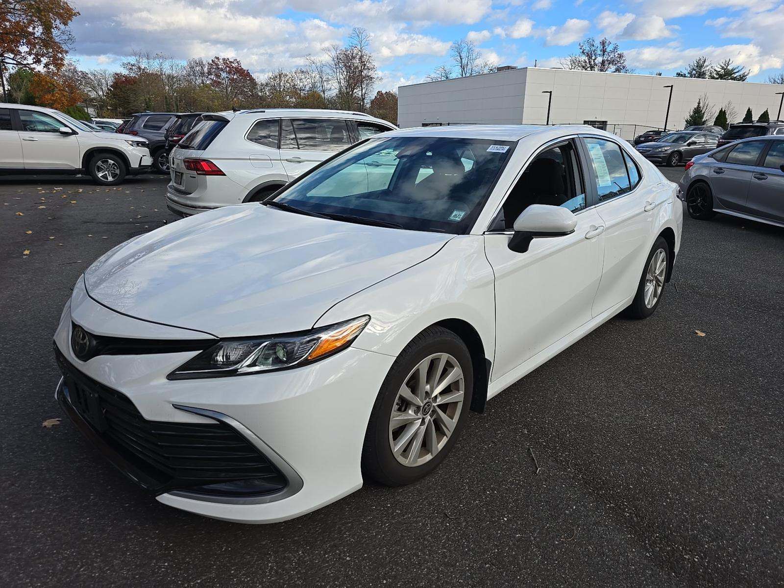2023 Toyota Camry LE AWD
