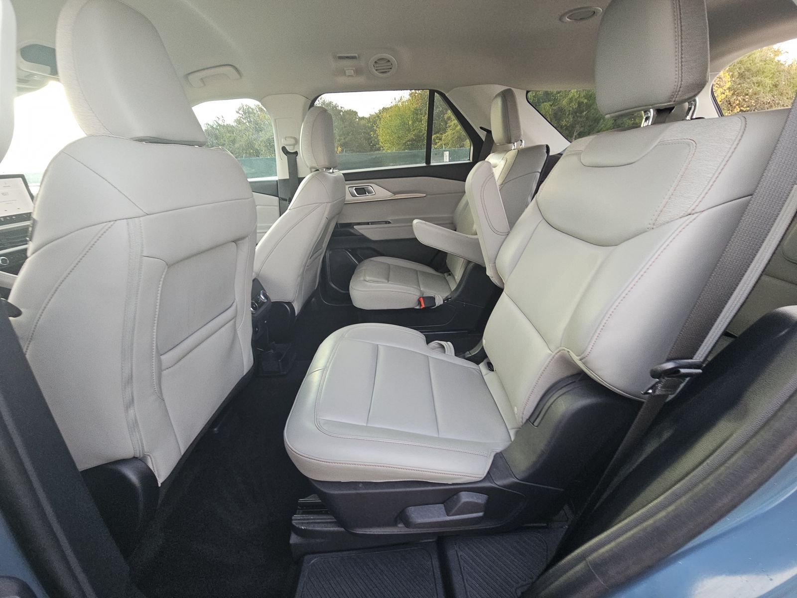 2025 Ford Explorer Active FWD