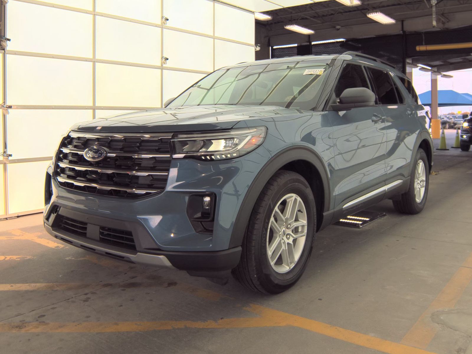 2025 Ford Explorer Active FWD