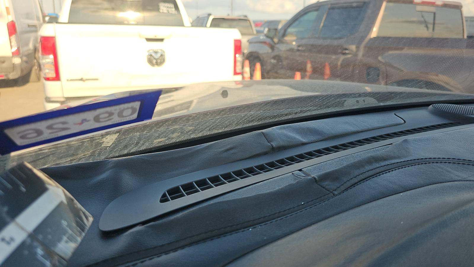 2019 Jeep Grand Cherokee Overland High Altitude Edition AWD