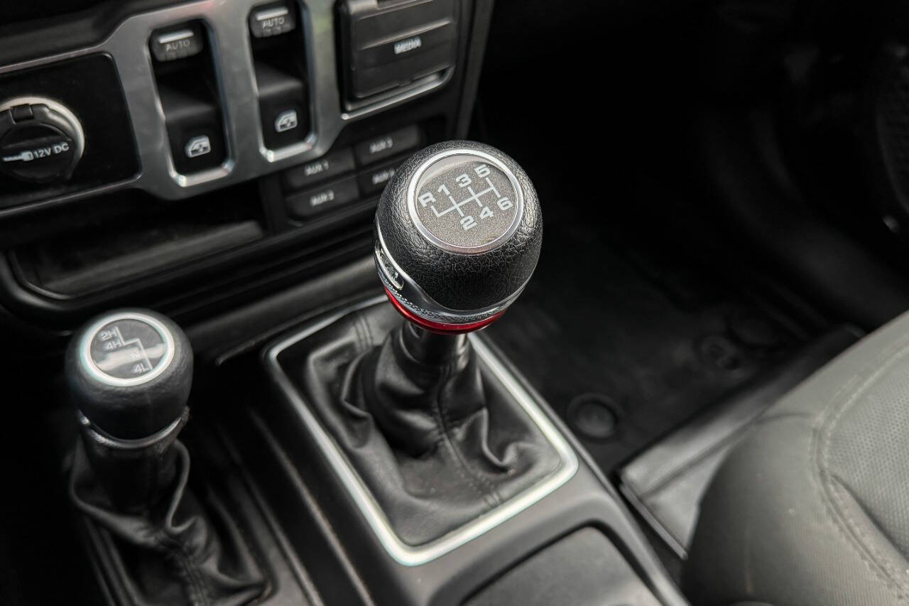 2019 Jeep Wrangler Sport S AWD