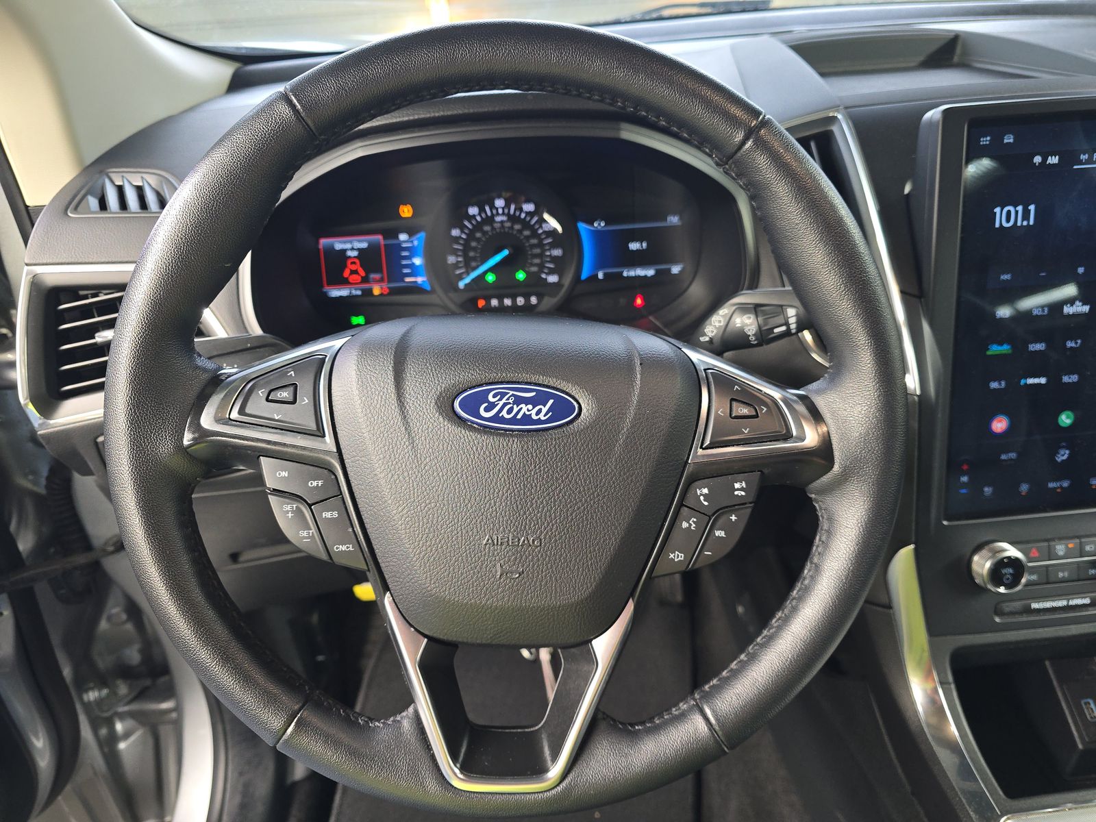 2024 Ford Edge Titanium AWD