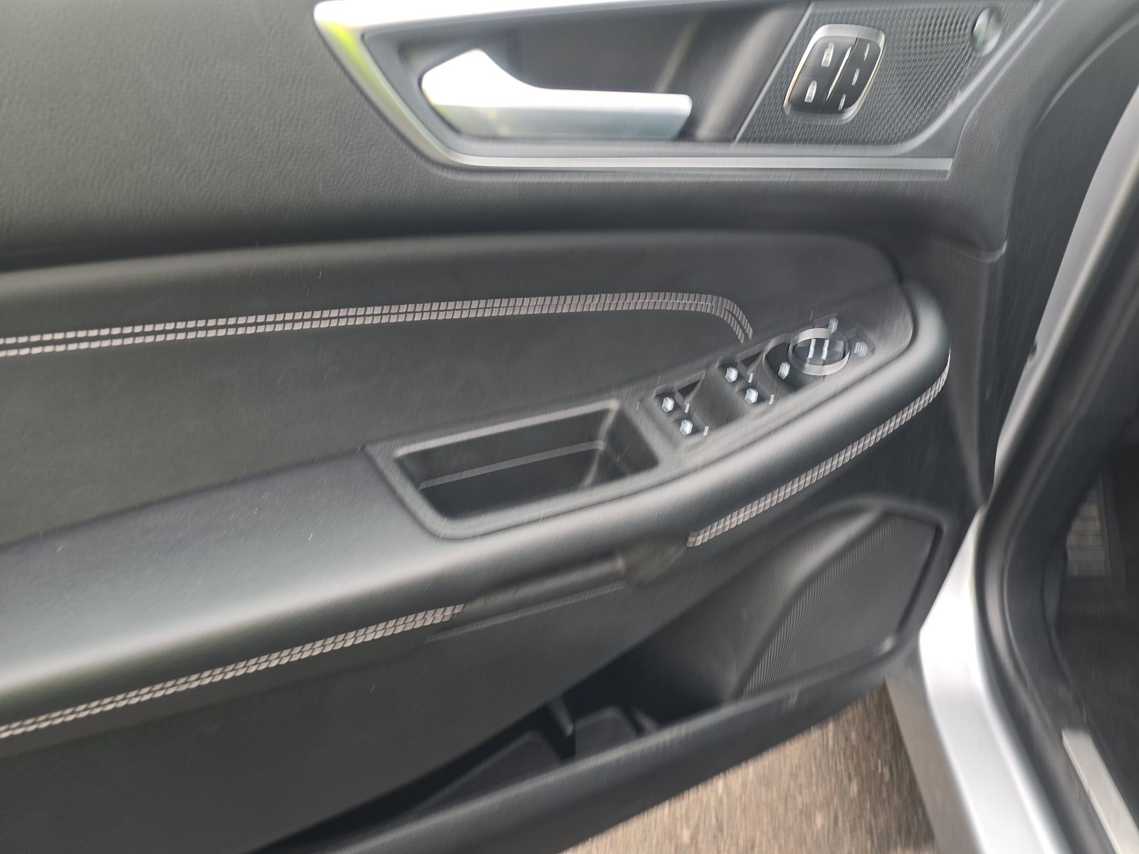 2024 Ford Edge Titanium AWD