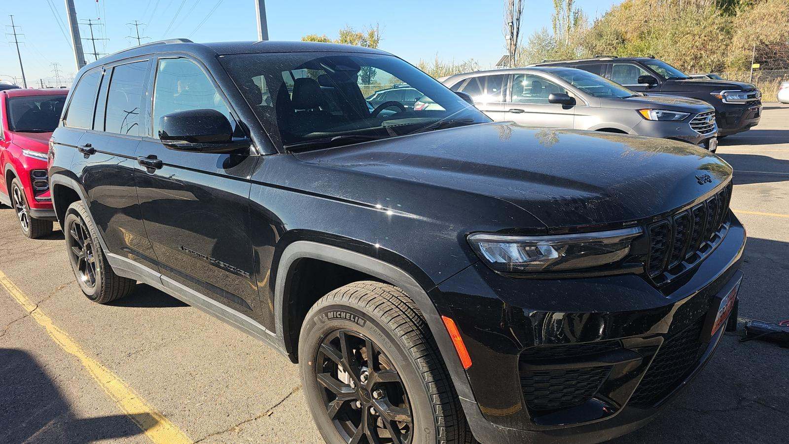2024 Jeep Grand Cherokee Altitude AWD