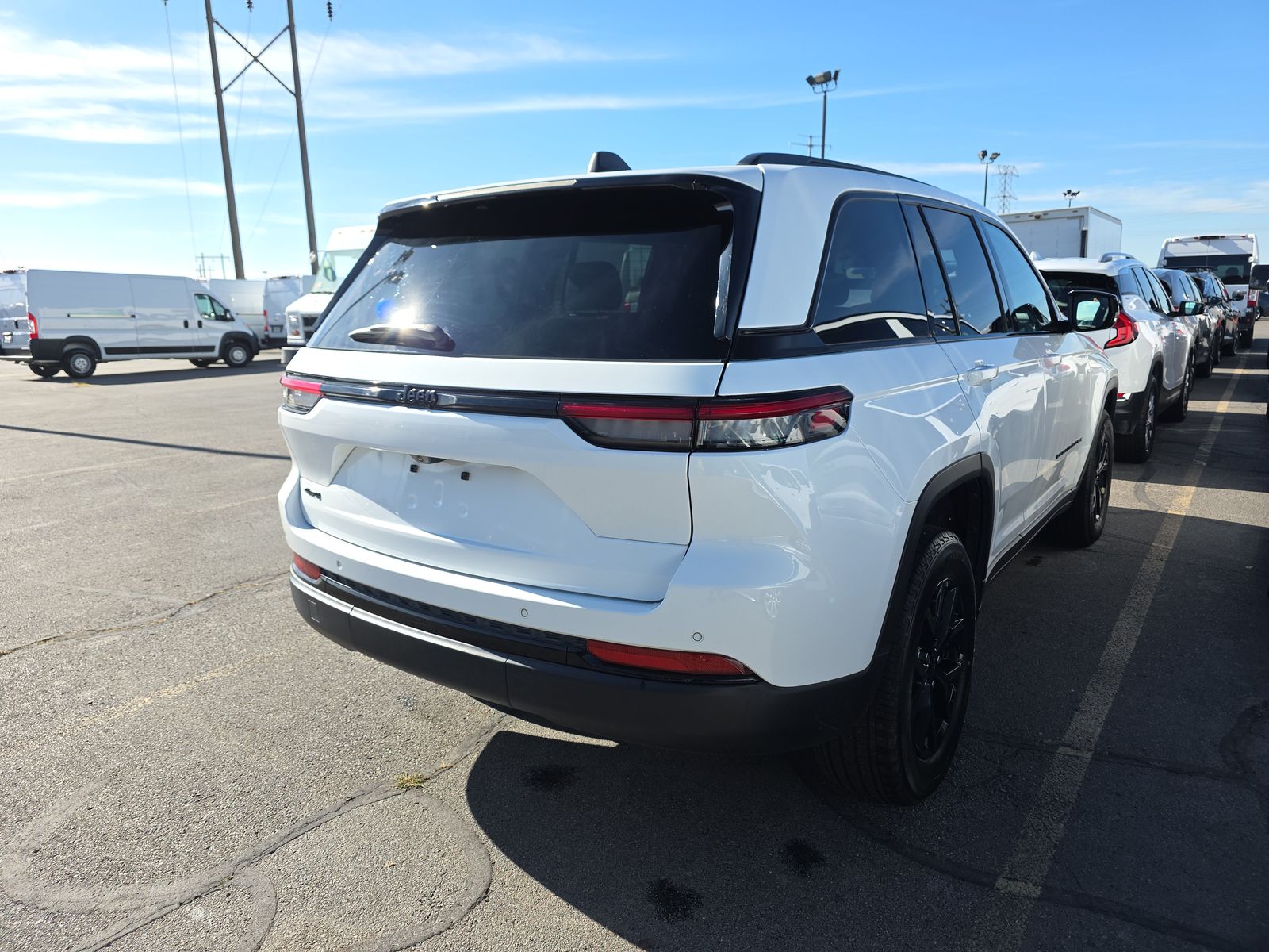 2024 Jeep Grand Cherokee Altitude AWD