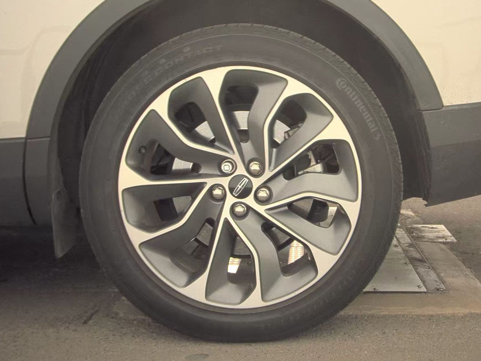 2022 Lincoln Nautilus Reserve AWD