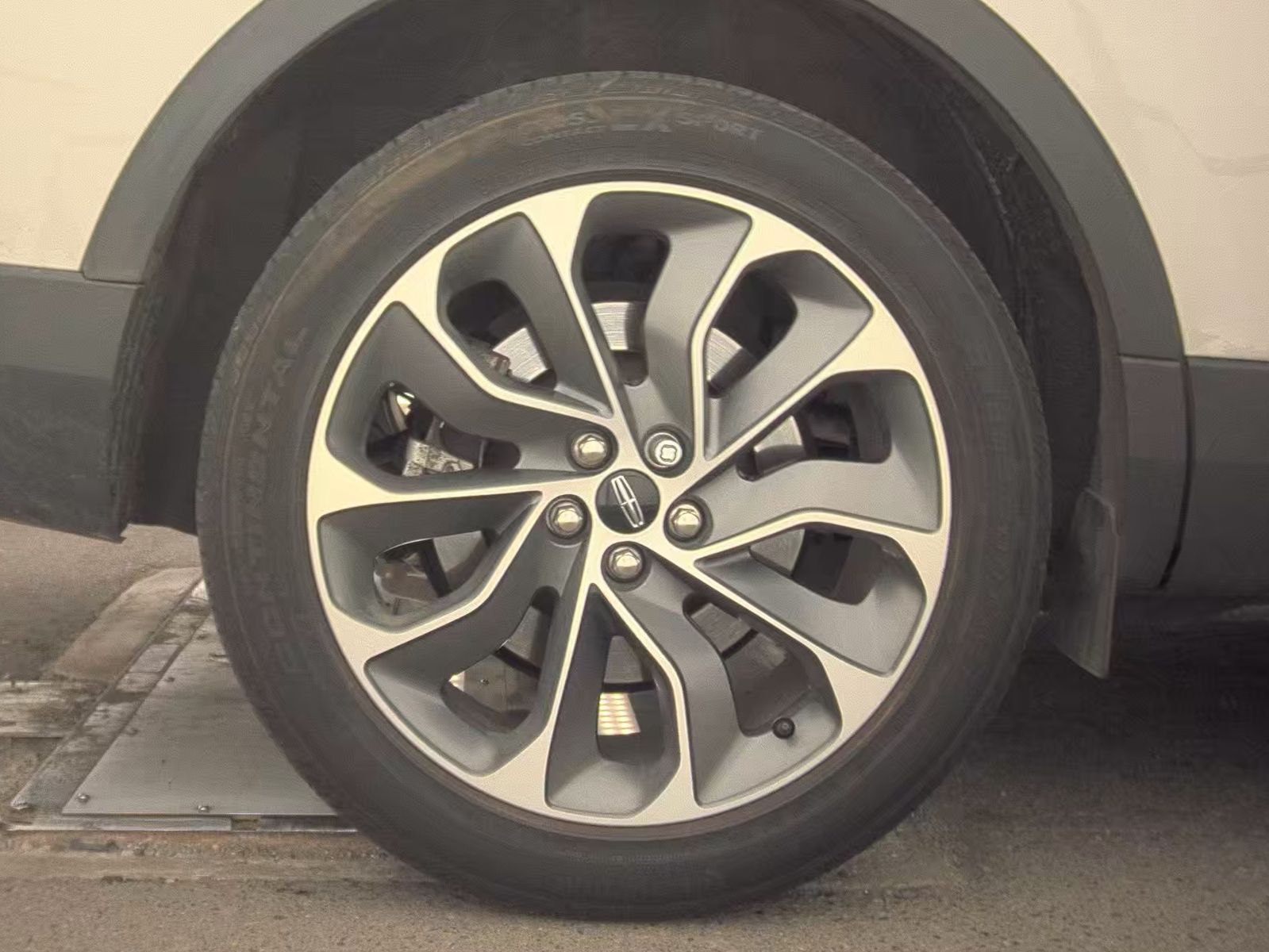 2022 Lincoln Nautilus Reserve AWD