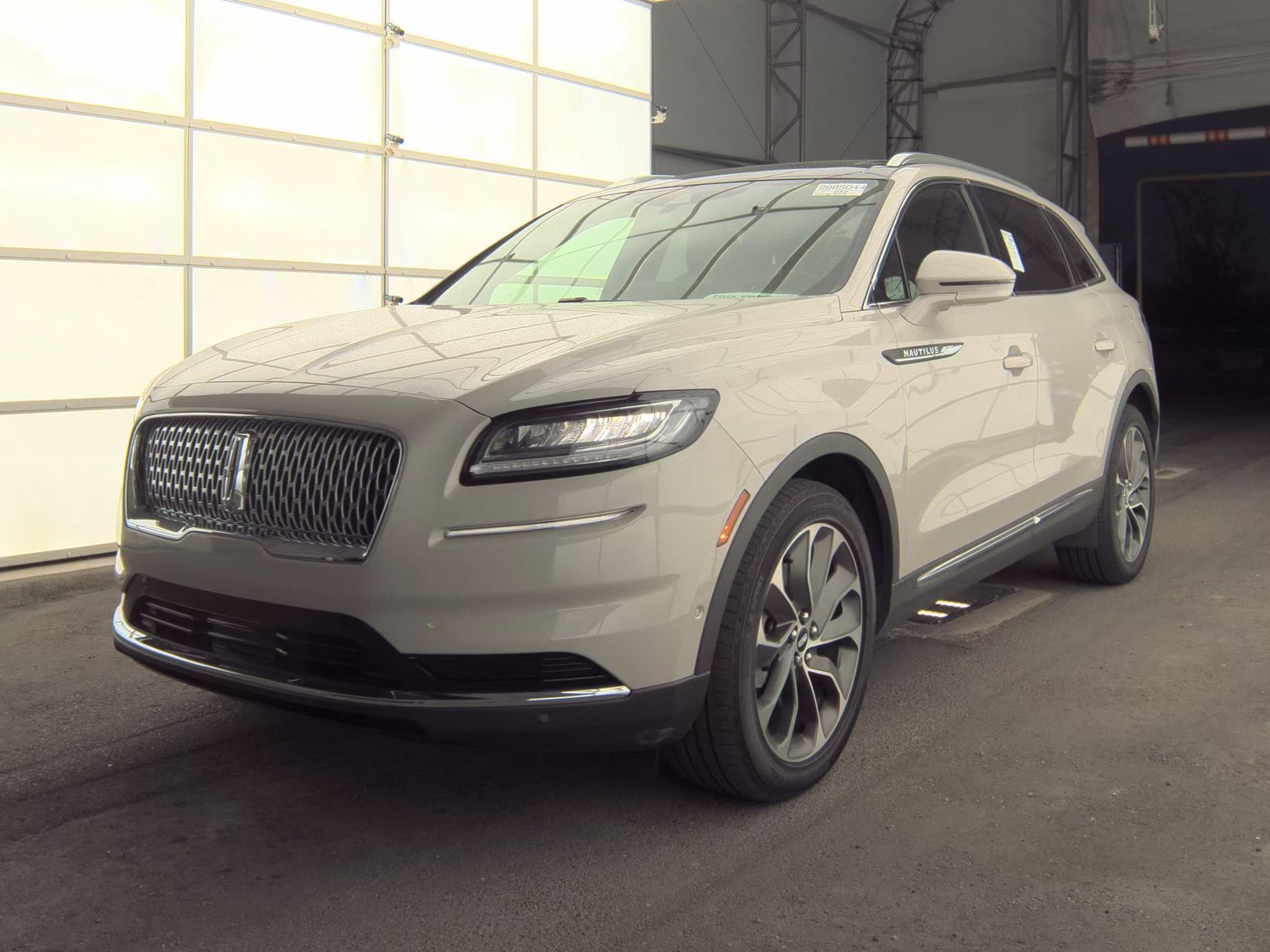 2022 Lincoln Nautilus Reserve AWD