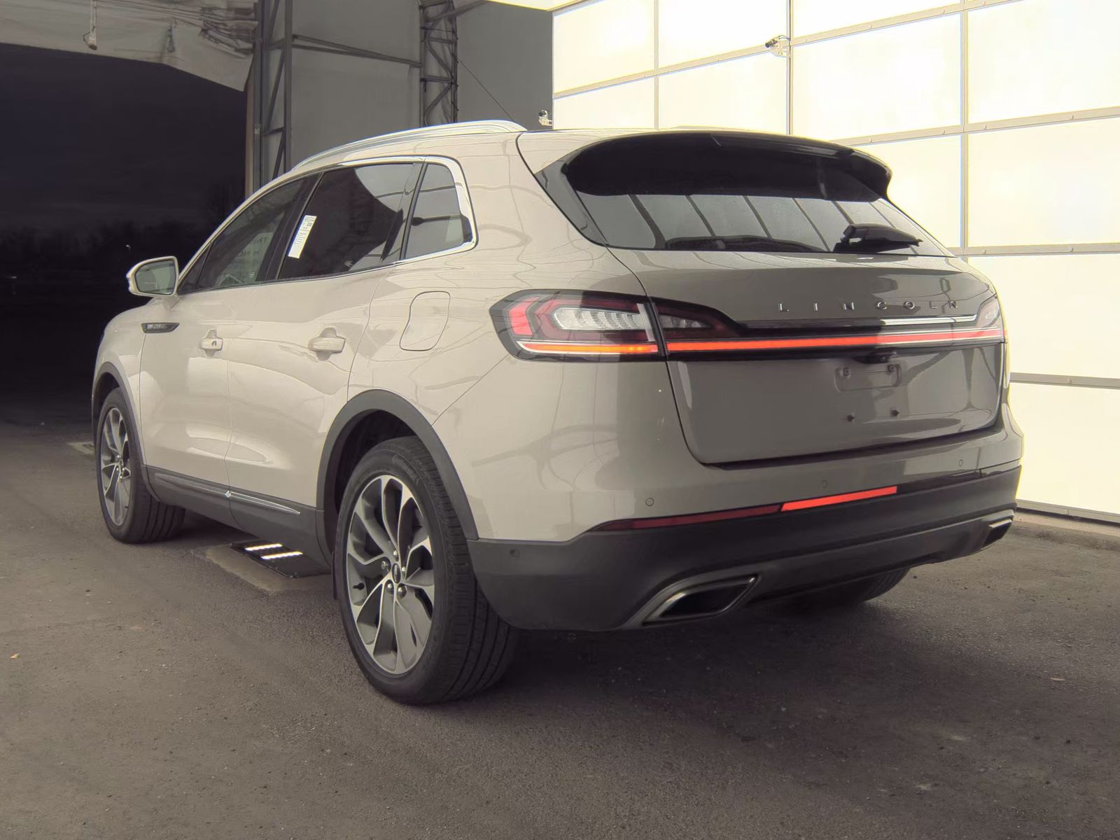 2022 Lincoln Nautilus Reserve AWD