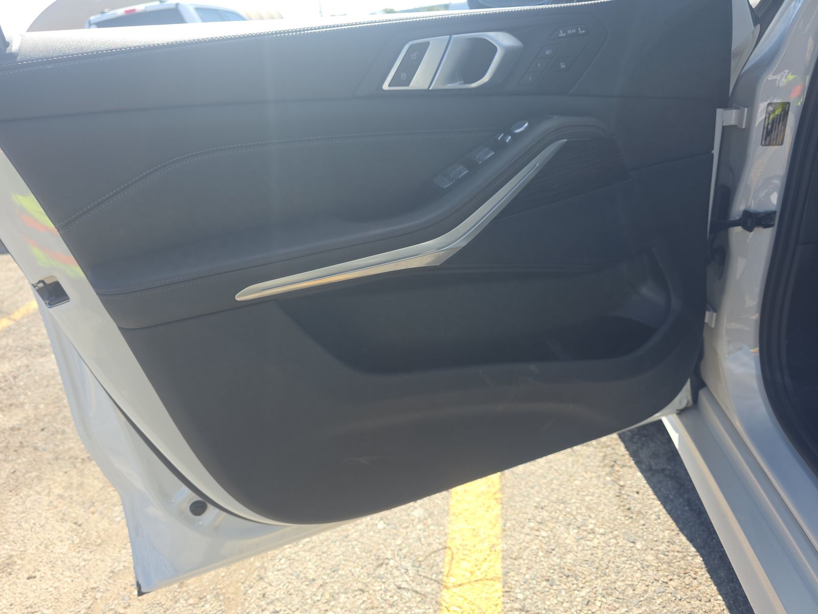 2023 BMW X7 xDrive40i AWD