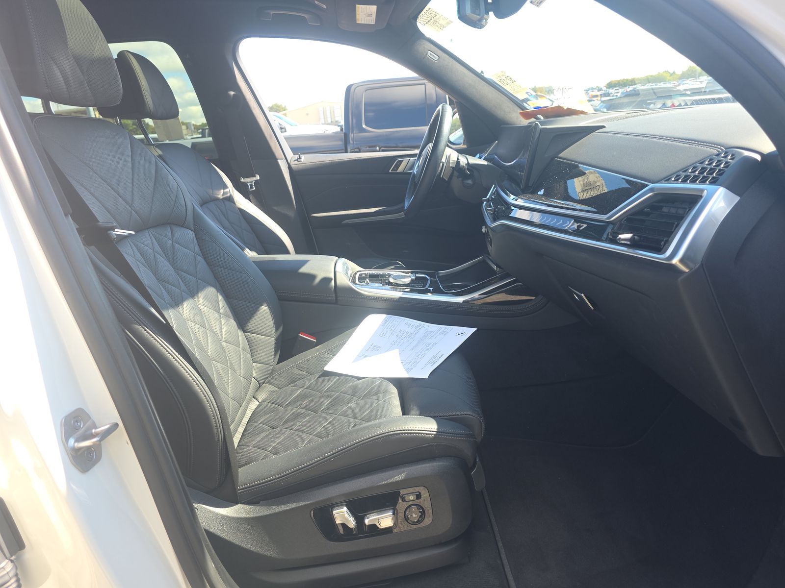 2023 BMW X7 xDrive40i AWD