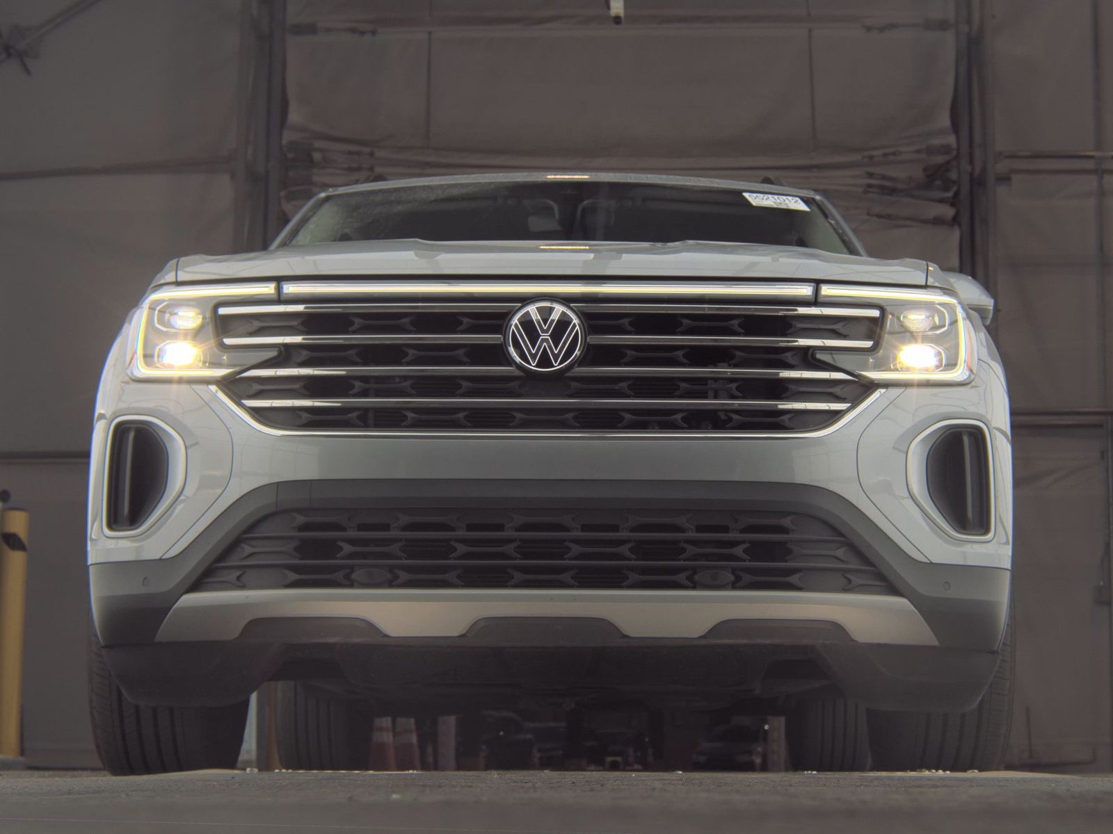 2024 Volkswagen Atlas 2.0T SE FWD