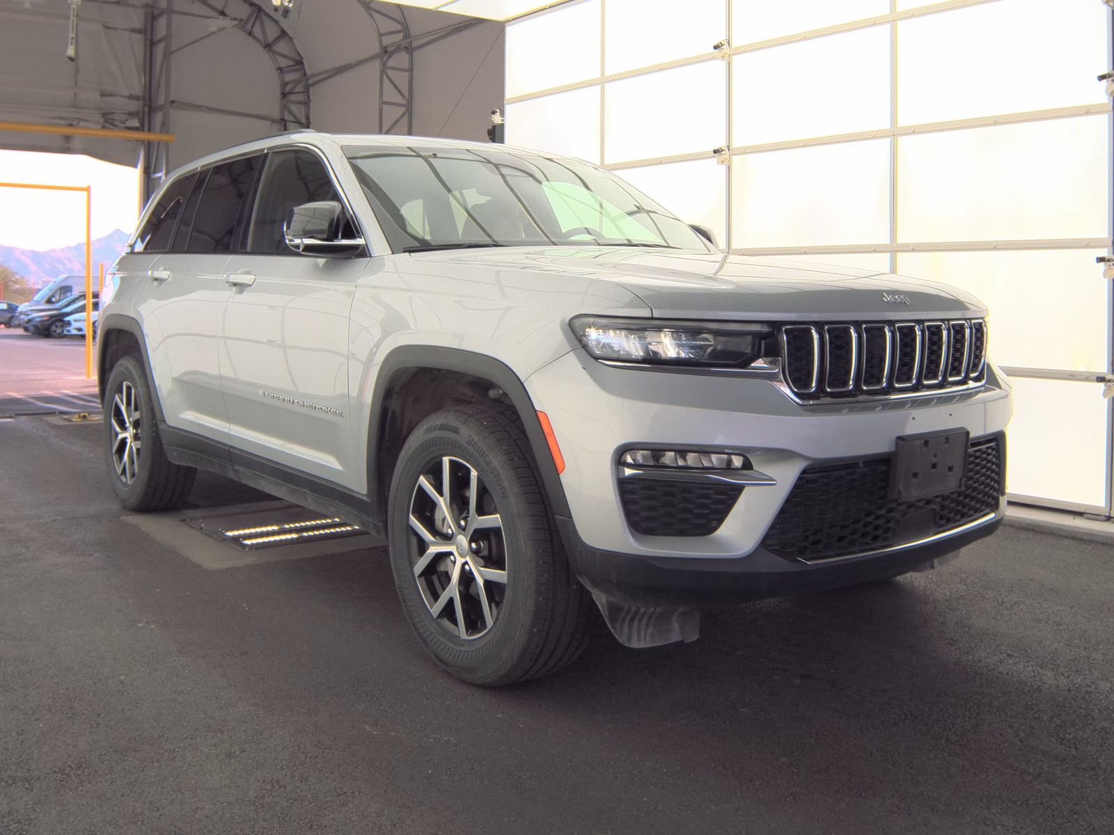 2024 Jeep Grand Cherokee Limited AWD
