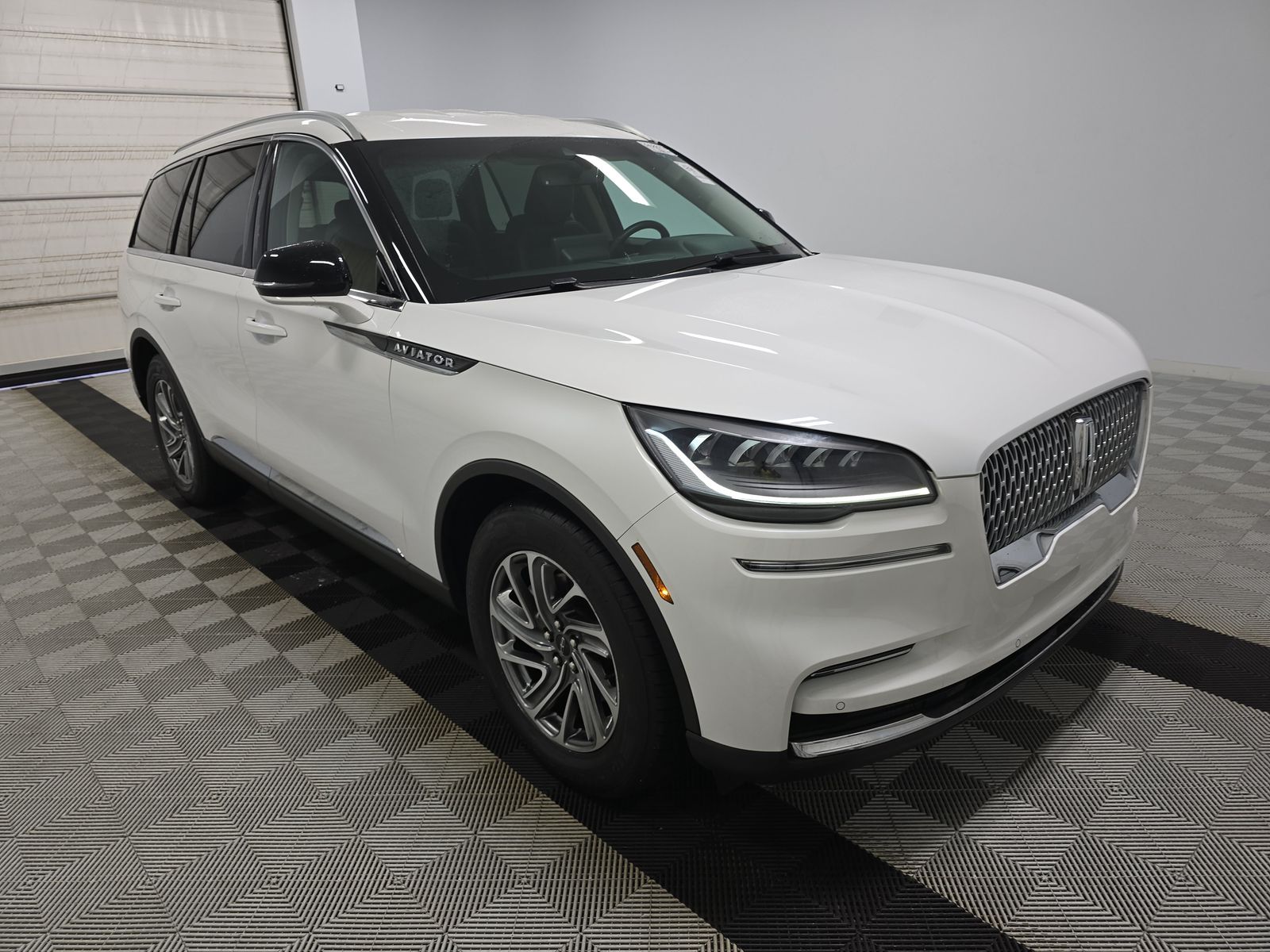 2023 Lincoln Aviator Standard RWD