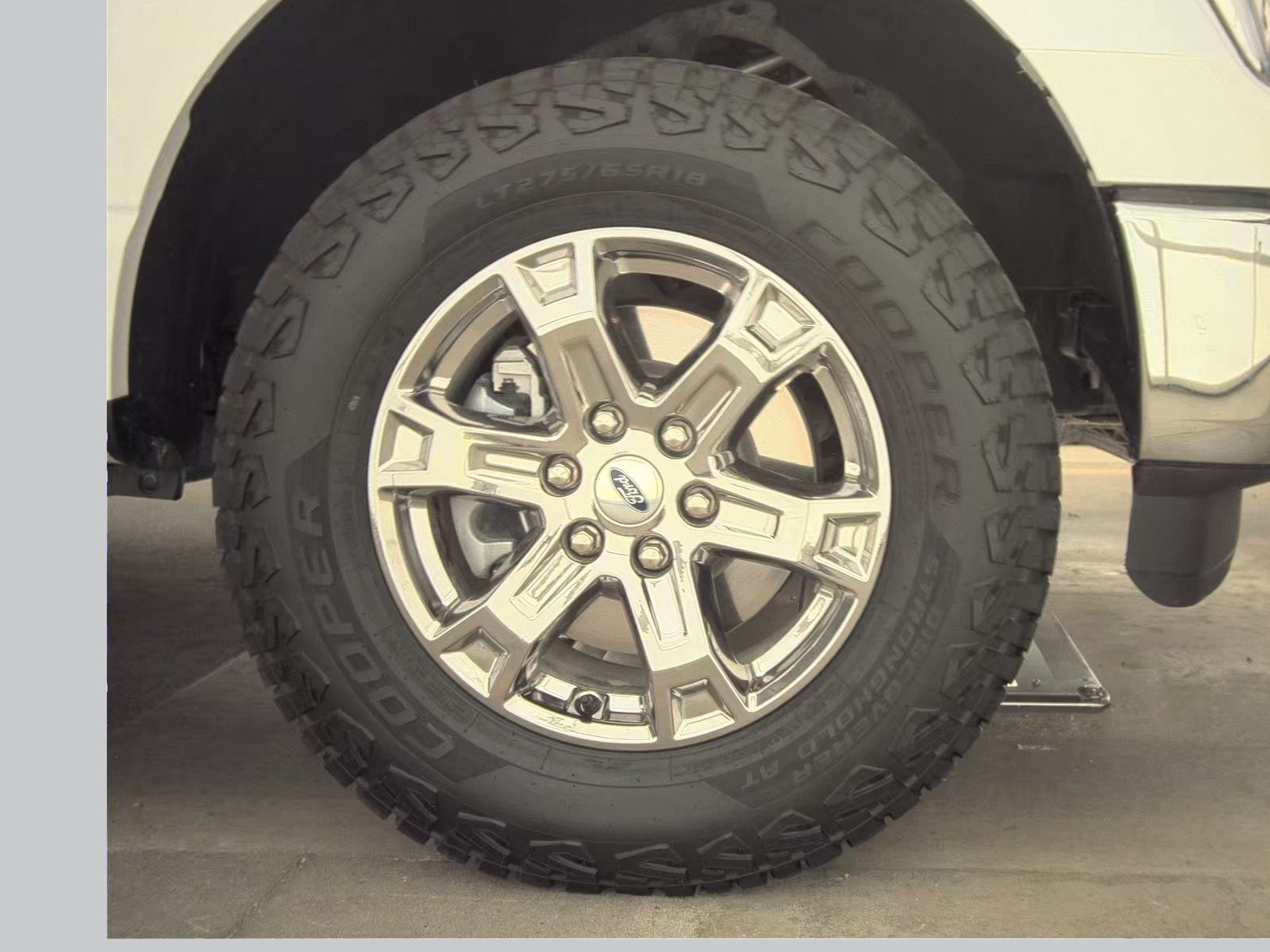 2023 Ford F-150 Lariat AWD