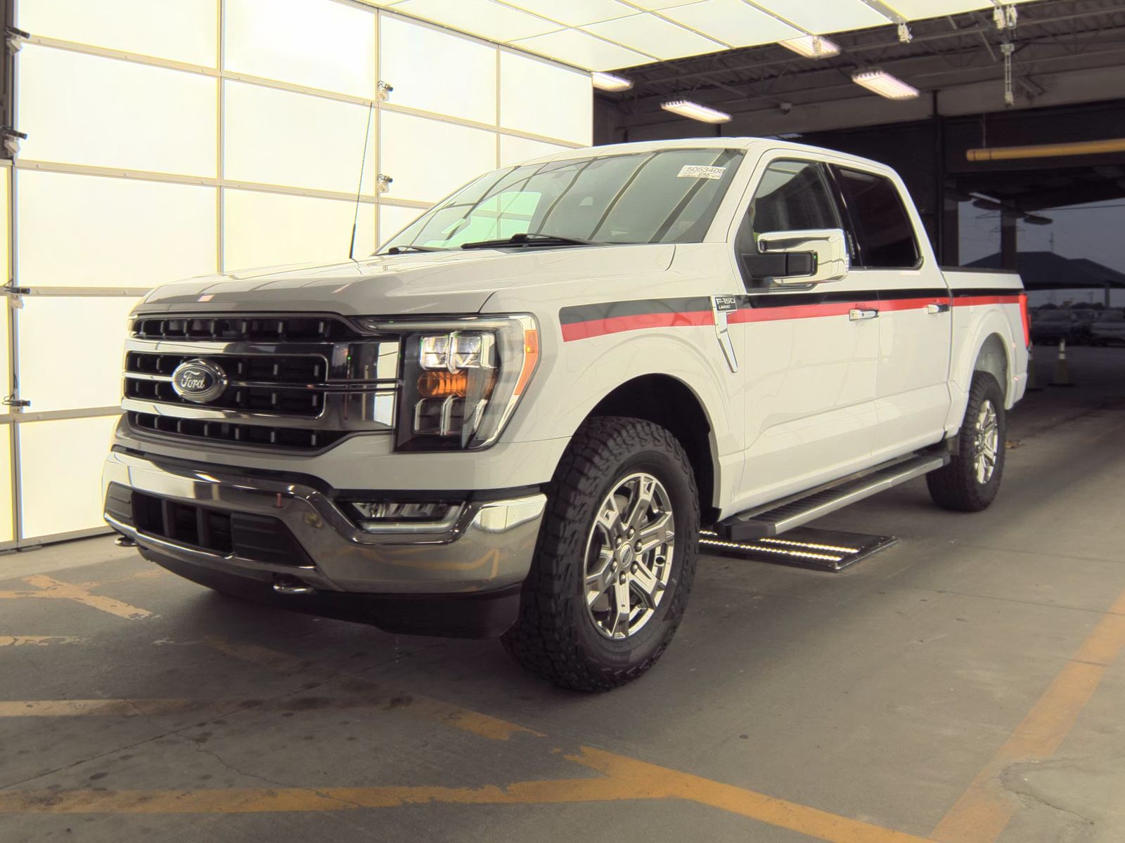 2023 Ford F-150 Lariat AWD