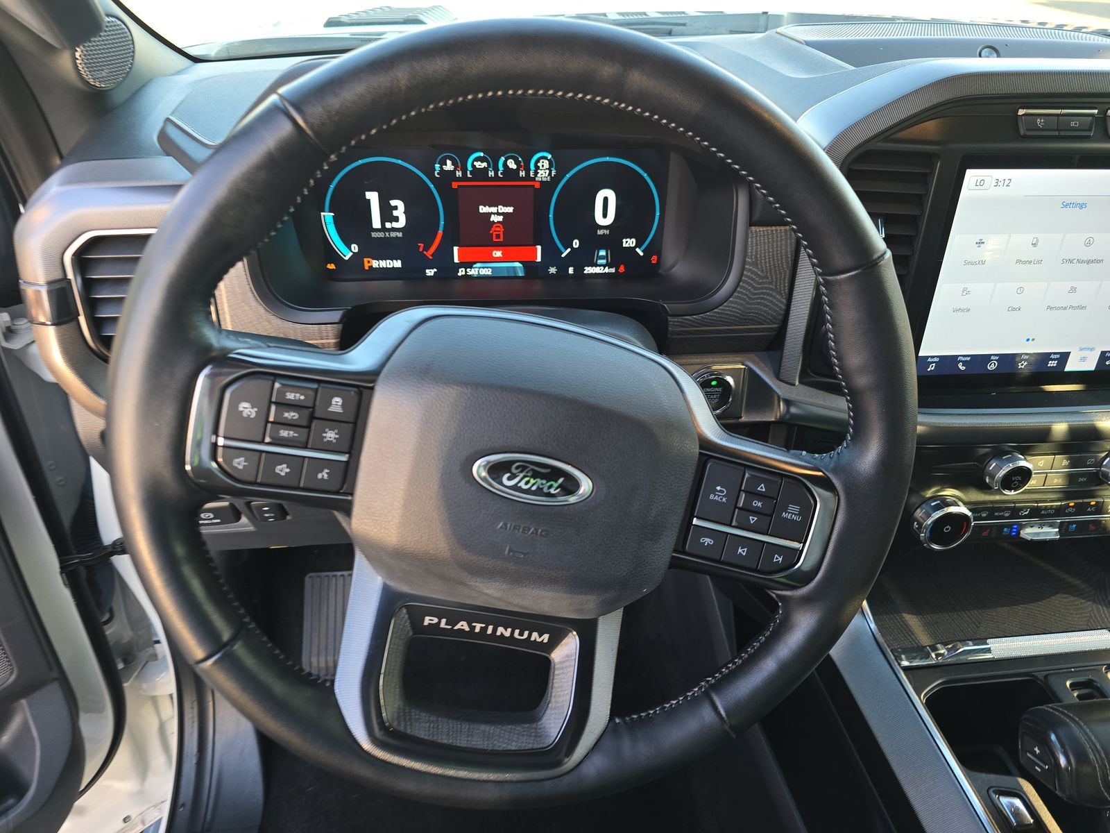 2022 Ford F-150 Hybrid Platinum AWD