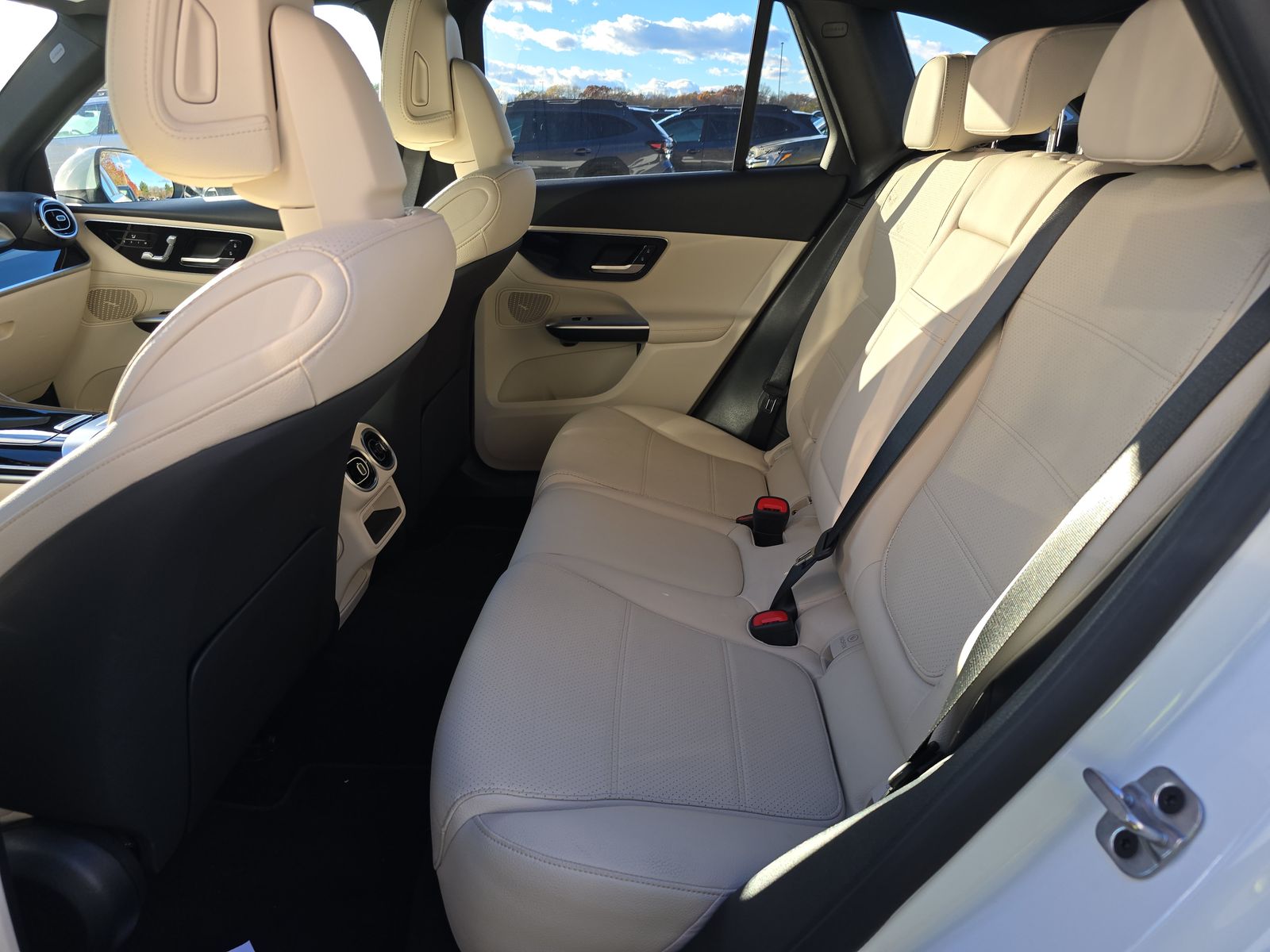 2025 Mercedes-Benz GLC GLC 300 AWD