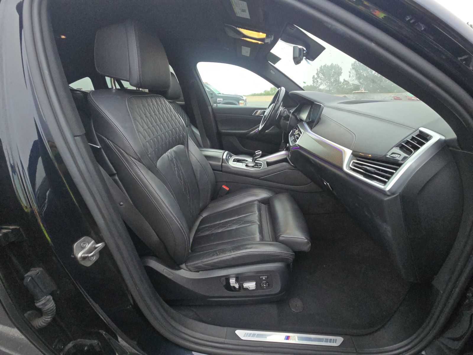 2023 BMW X6 xDrive40i AWD