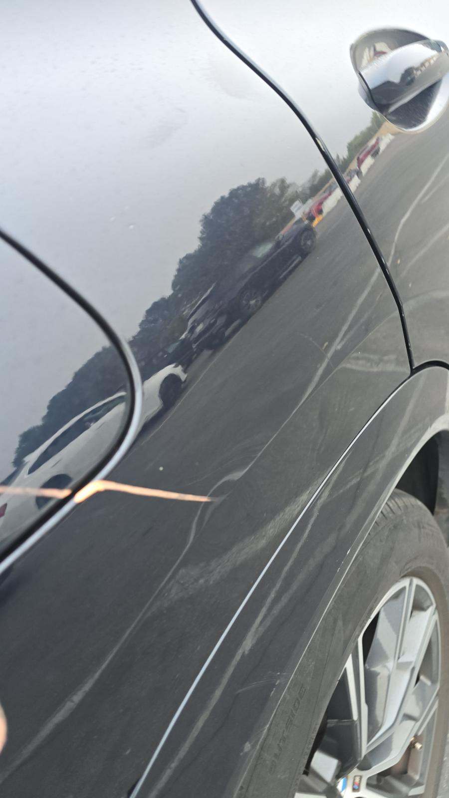 2023 BMW X6 xDrive40i AWD