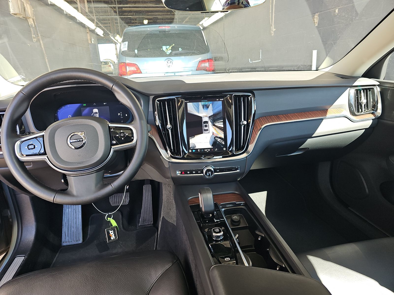 2025 Volvo S60 B5 Plus FWD